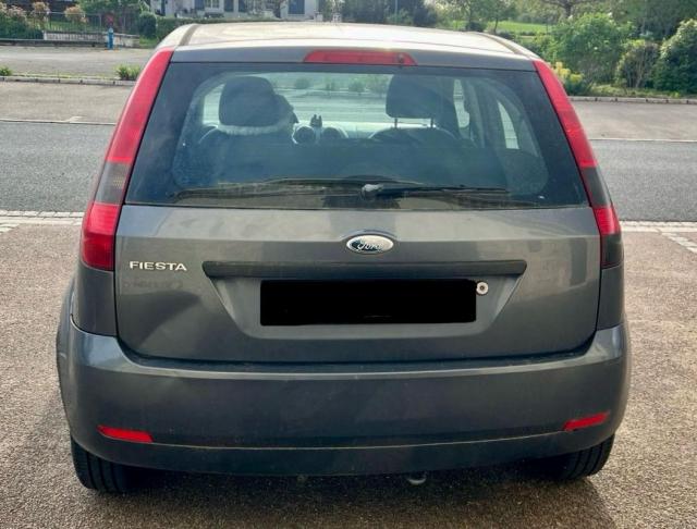 Ford Fiesta image 8
