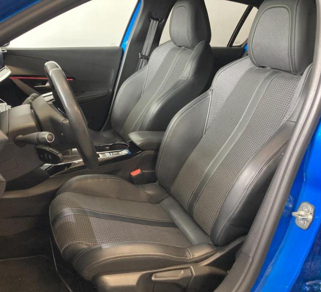 Peugeot 208 image 7