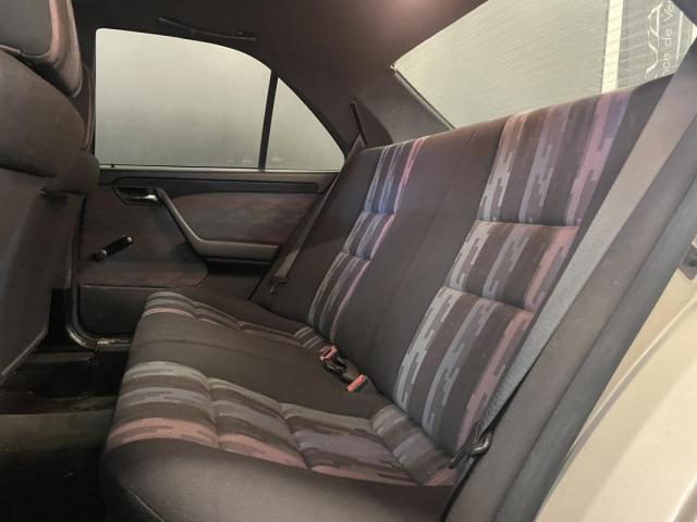 Mercedes Benz C 180 image 7