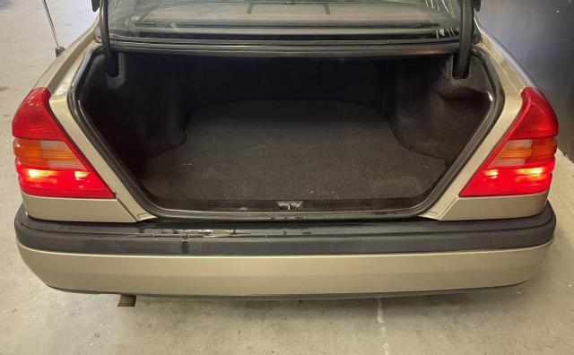 Mercedes Benz C 180 image 4