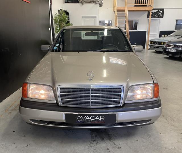 Mercedes Benz C 180 image 1