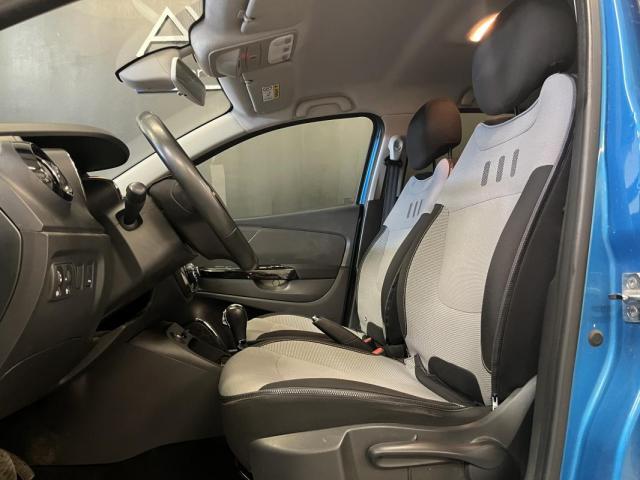 Renault Captur image 2