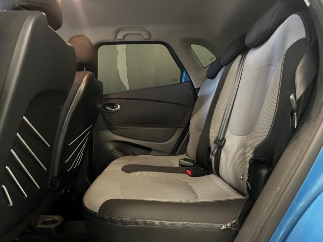 Renault Captur image 8