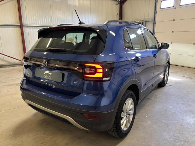 Volkswagen T-Cross image 3