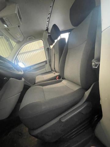 Volkswagen Transporter image 3