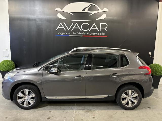 Peugeot 2008 image 8