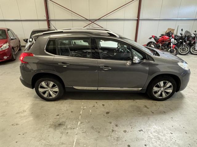 Peugeot 2008 image 7