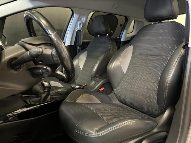 Peugeot 2008 image 5