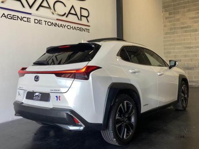Lexus Ux image 1