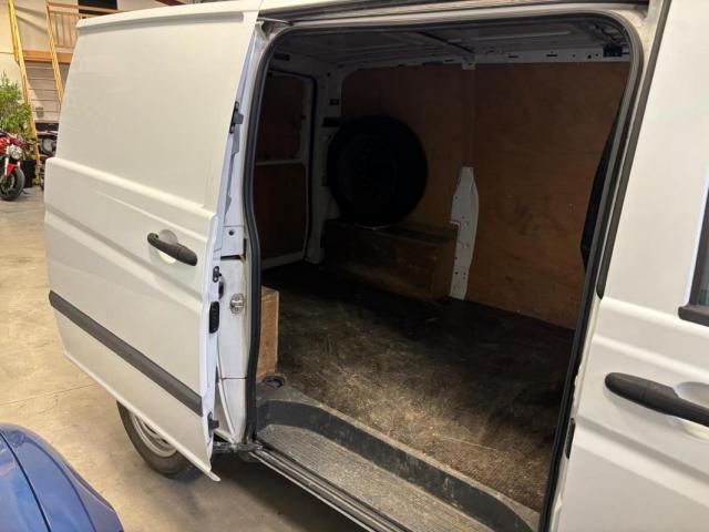 Mercedes Benz Vito image 7