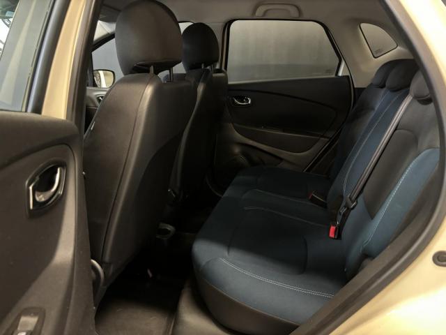 Renault Captur image 9