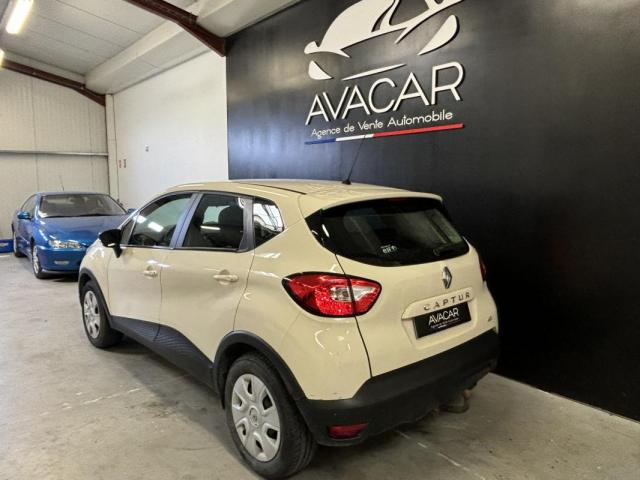 Renault Captur image 1