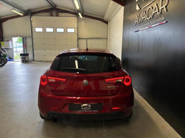 Alfa Romeo Giulietta image 4