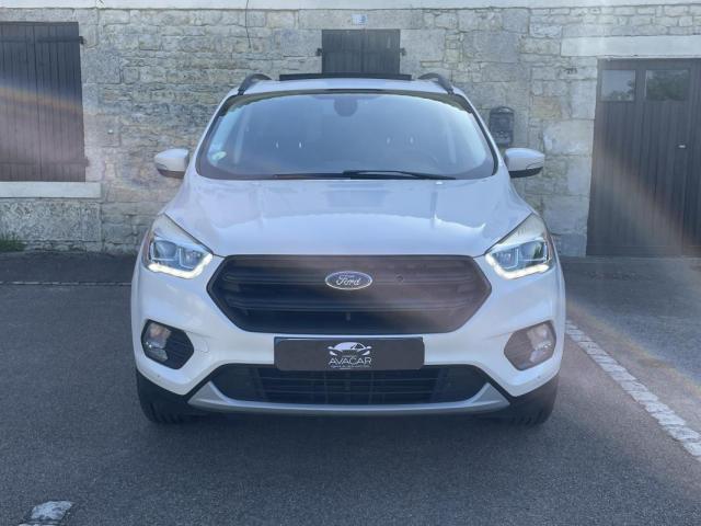Ford Kuga image 9