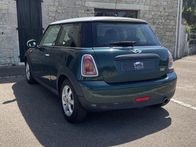 Mini One image 2