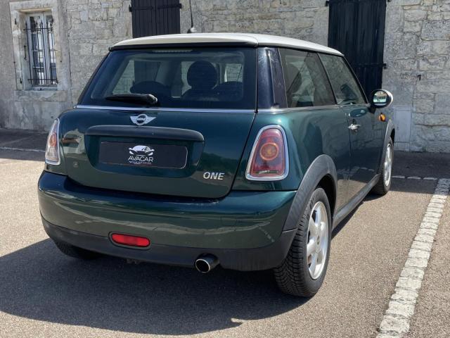 Mini One image 8