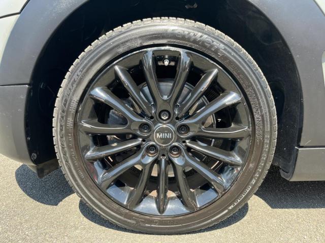 Mini Clubman image 3