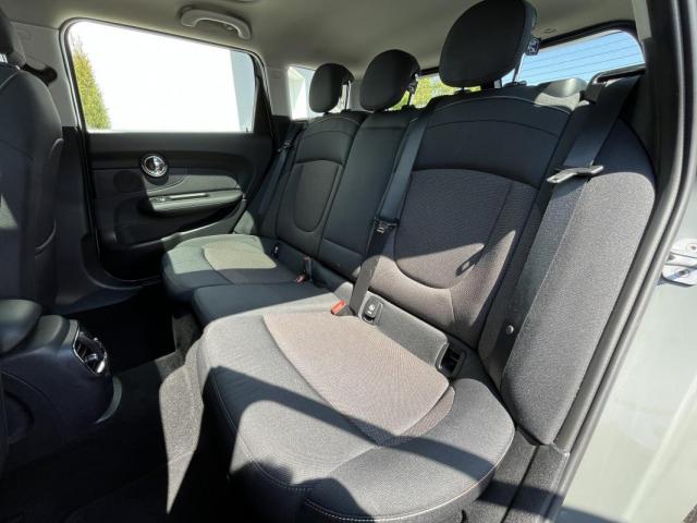 Mini Clubman image 2