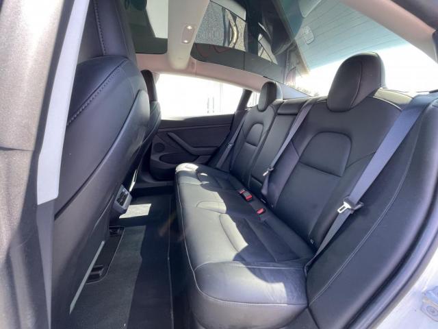 Tesla Model 3 image 3
