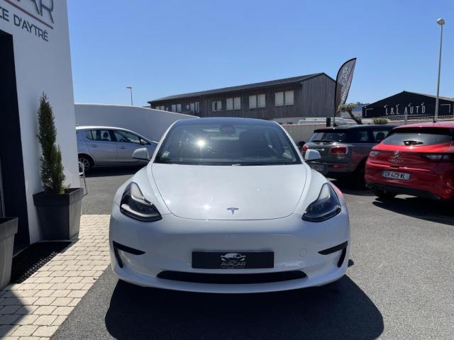 Tesla Model 3 image 8