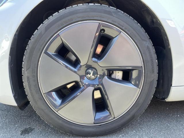 Tesla Model 3 image 9
