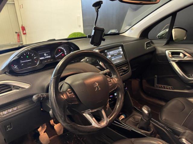 Peugeot 2008 image 5