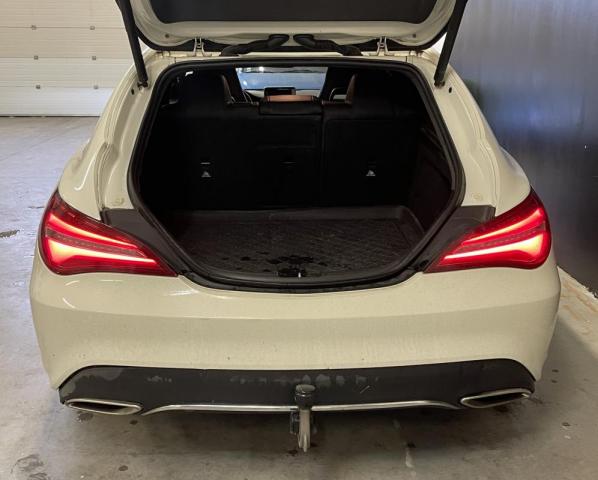 Mercedes Benz Cla image 8