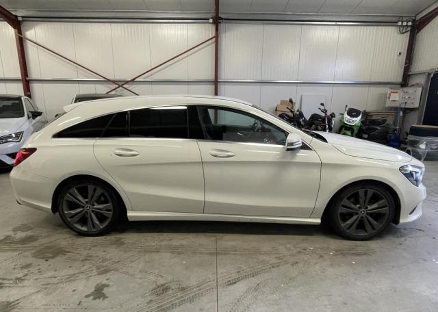 Mercedes Benz Cla image 6