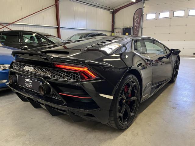 Lamborghini Huracán image 7
