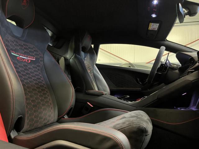 Lamborghini Huracán image 2