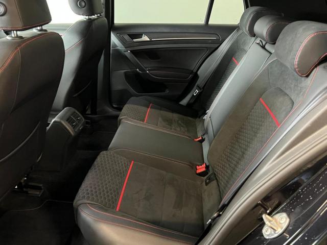 Volkswagen Golf image 3