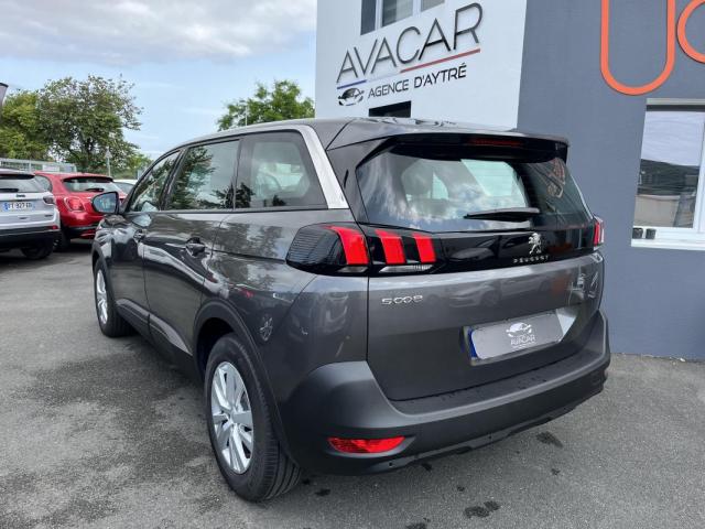 Peugeot 5008 image 7