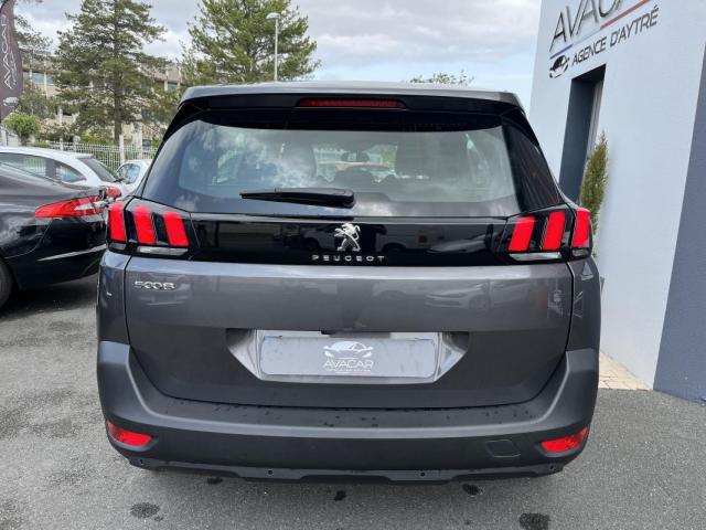 Peugeot 5008 image 9