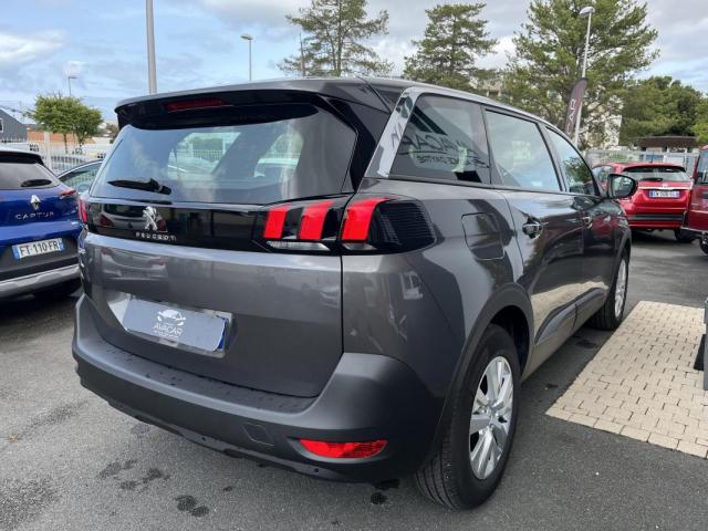 Peugeot 5008 image 5