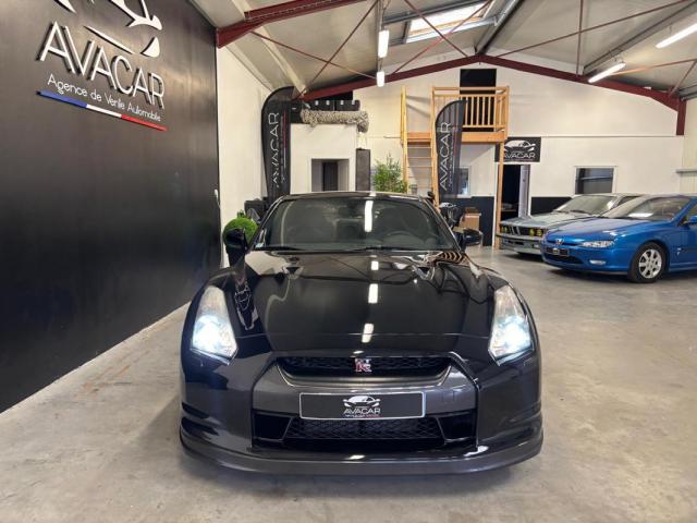 Nissan Gt-R image 9