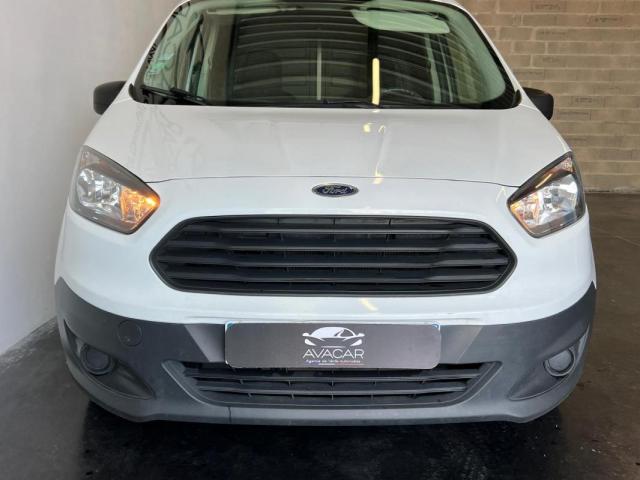 Ford Transit Courier image 5