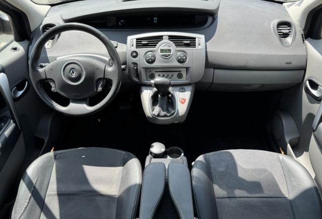 Renault Scénic image 9