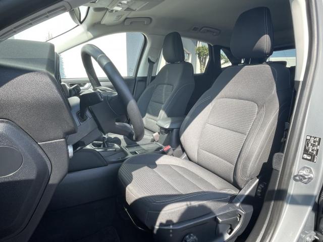 Ford Kuga image 1