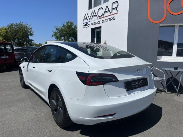 Tesla Model 3 image 8