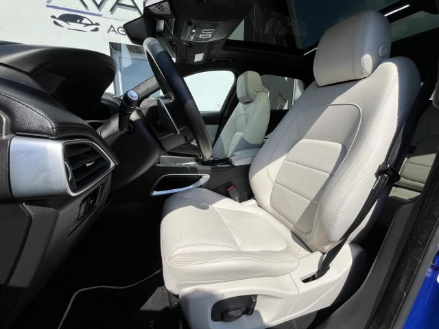 Jaguar F-Pace image 9