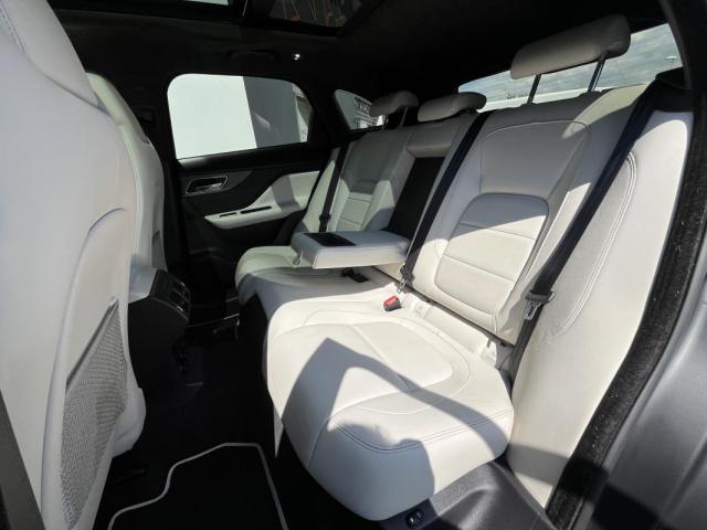 Jaguar F-Pace image 3