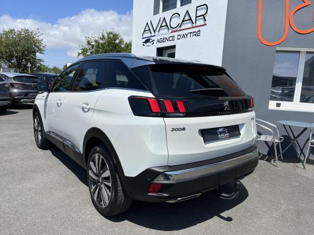 Peugeot 3008 image 2