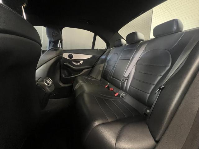 Mercedes Benz C 220 image 7