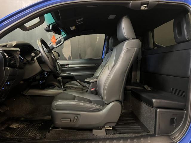 Toyota Hilux image 9