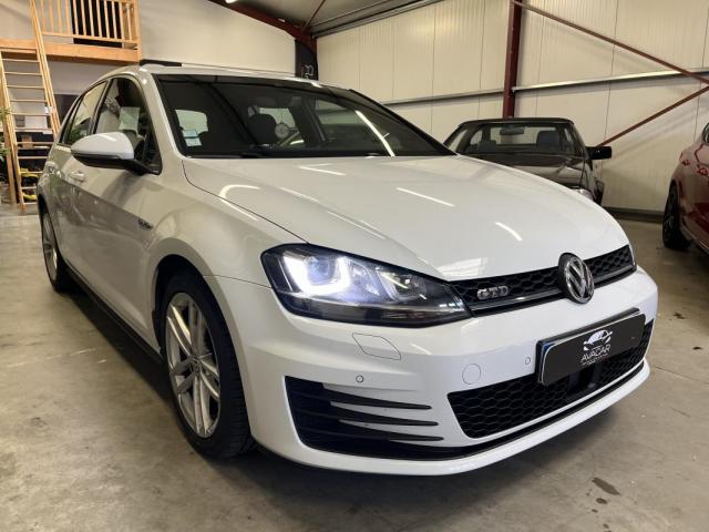 Volkswagen Golf image 2