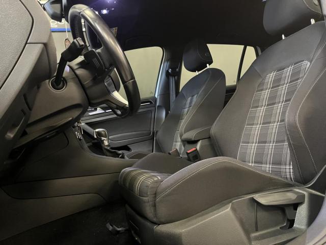 Volkswagen Golf image 1