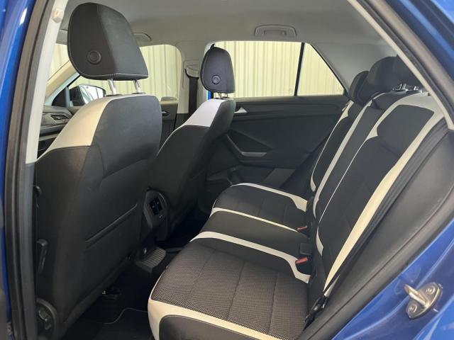 Volkswagen T-Roc image 2