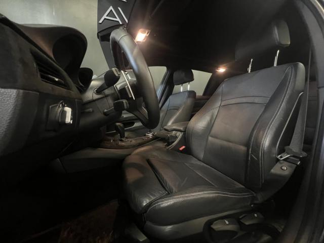 Bmw 320d Touring image 2