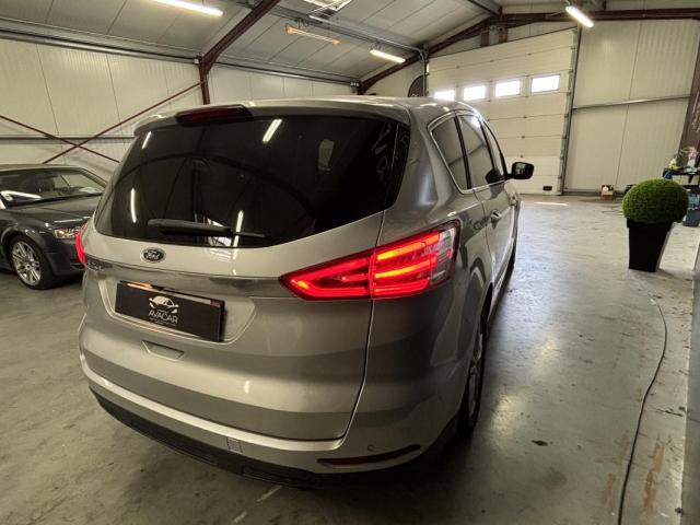 Ford S-Max image 9
