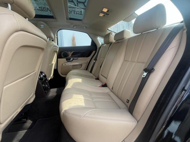 Jaguar Xj image 1